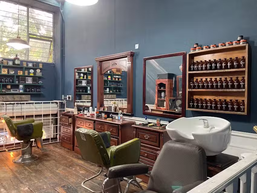 Negra Barber&iacute;a Santa Mar&iacute;a la Ribera