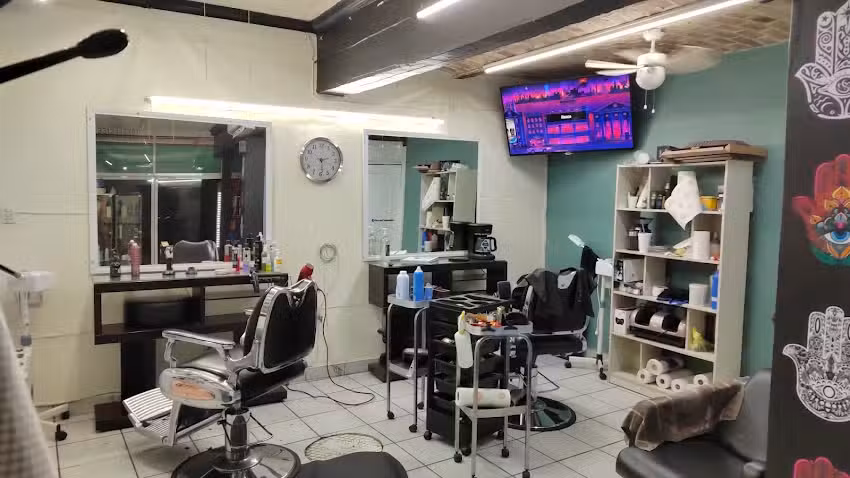 Oscar Fahamid Barberia Peluqueria