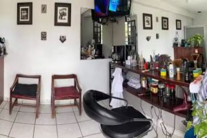 Paloma Negra Peluquer&iacute;a