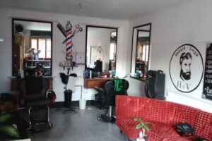 Peluquer&iacute;a&Barberia EL VAR&Oacute;N