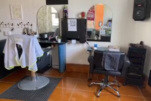 Peluquer&iacute;a, Barber&iacute;a y Sal&oacute;n &ldquo;Lupita&rdquo;