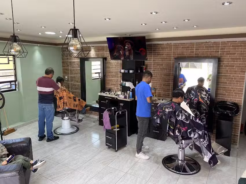 Peluquer&iacute;a Buenos Aires , Barber shop