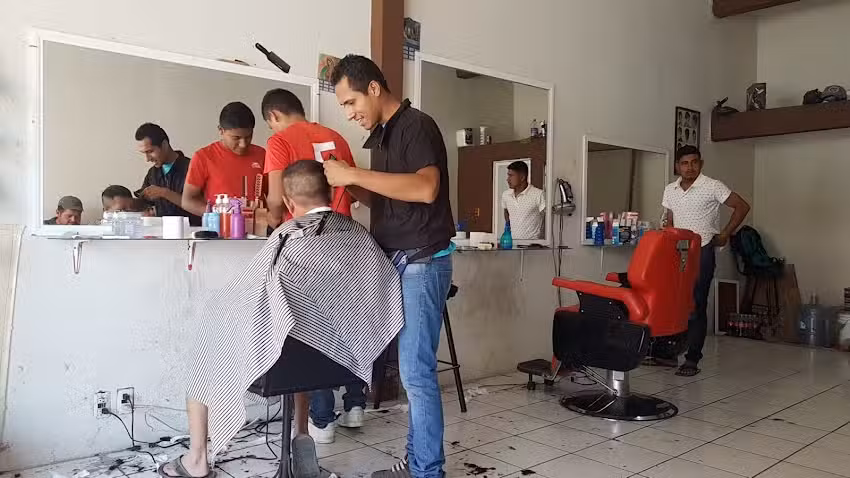 Peluqueria CORONA