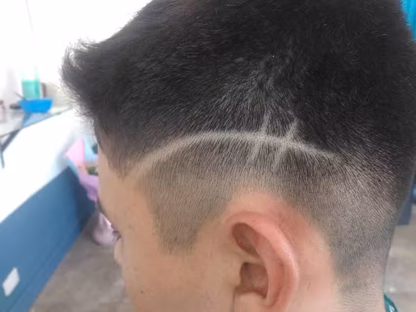 Peluquer&iacute;a D&rsquo; MADAI