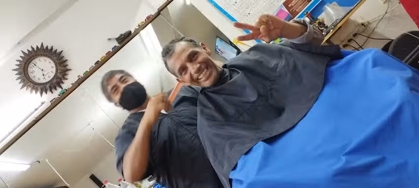 Peluquer&iacute;a &ldquo;El Rinc&oacute;n Brujo&rdquo;