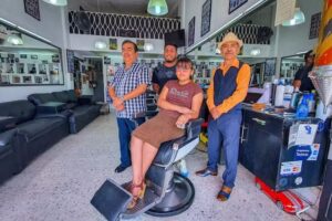 Peluqueria El&iacute;as