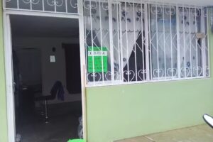 Peluquer&iacute;a & Est&eacute;tica De la Rosa