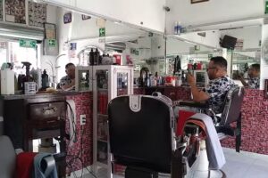 *Peluquer&iacute;a Eugenio*