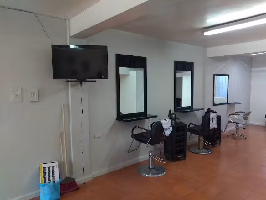 Peluquer&iacute;a familiar Sarai romero salon