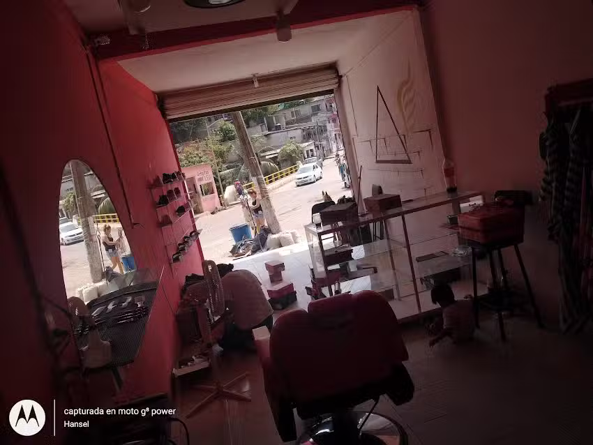 Peluquer&iacute;a la calma