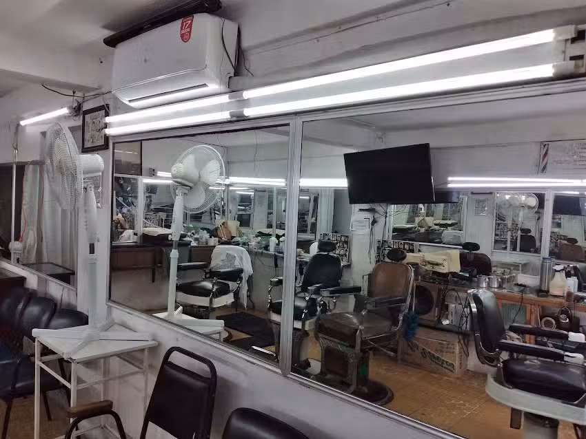 Peluquer&iacute;a La Esperanza