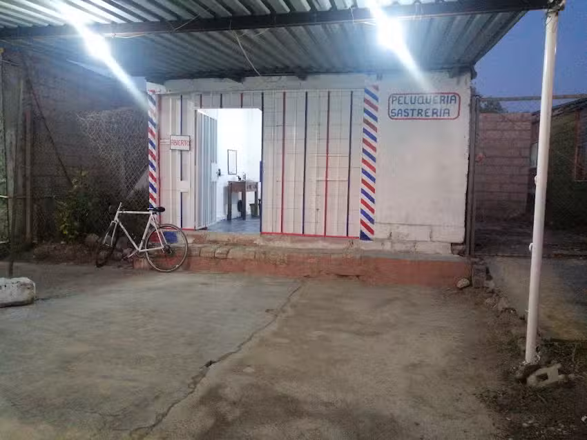 Peluqueria &ldquo;LARA&rsquo;S&rdquo;