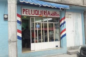 PELUQUERIA LOS MORENOS