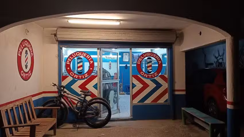 PELUQUER&Iacute;A &ldquo;ORTIZ&rdquo;