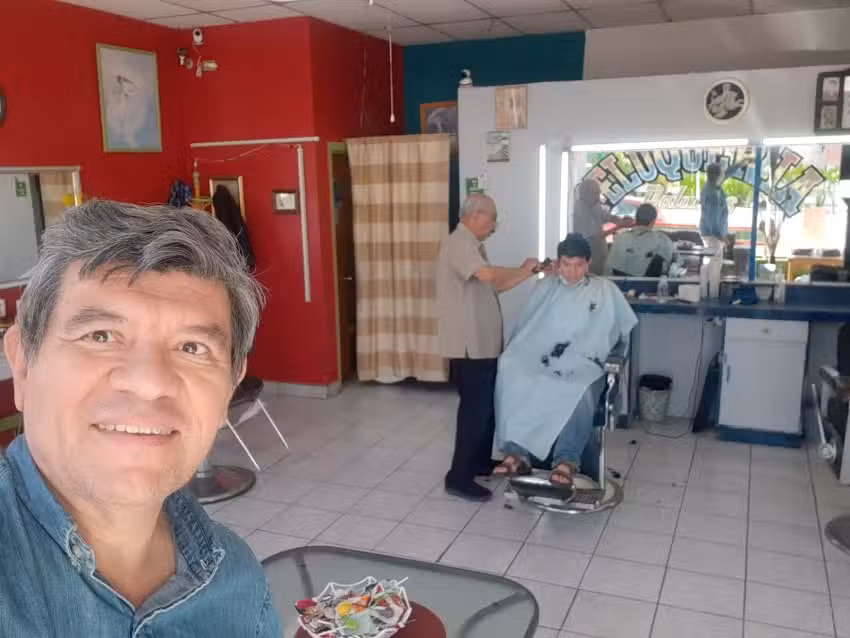 PELUQUERIA Palacios
