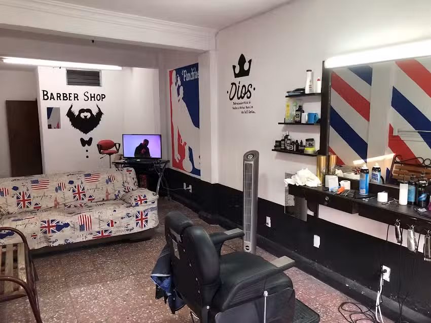 PELUQUER&Iacute;A Panchitos