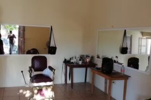 Peluqueria &ldquo;Pelucas Junior&rdquo;