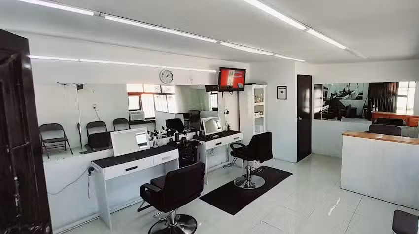 Peluquer&iacute;a Rey