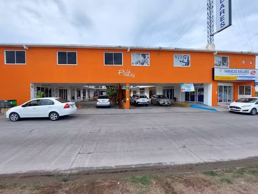 PELUQUER&Iacute;A & SAL&Oacute;N [ Gio Rodr&iacute;guez]