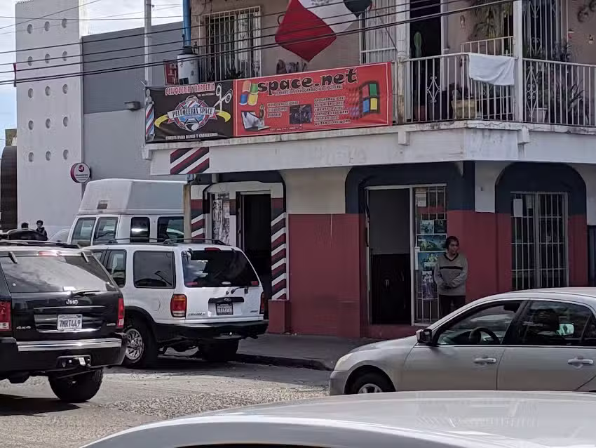 Peluquer&iacute;a Space