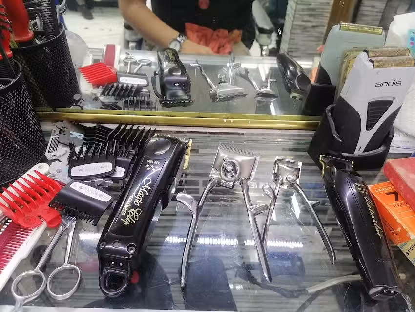 Peluquer&iacute;a Tino