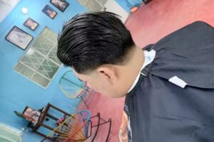 Peluquería y Barberia 2Ble E”