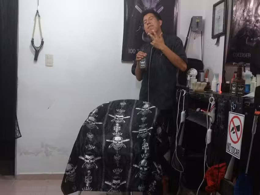 Peluquer&iacute;a Y Barber&iacute;a Angeles