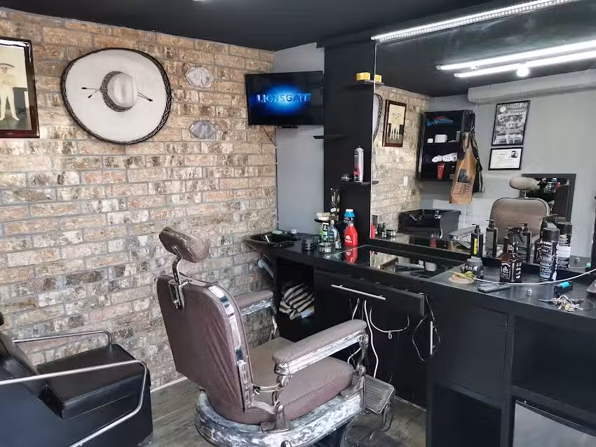 Peluquer&iacute;a y barberia el mariachi