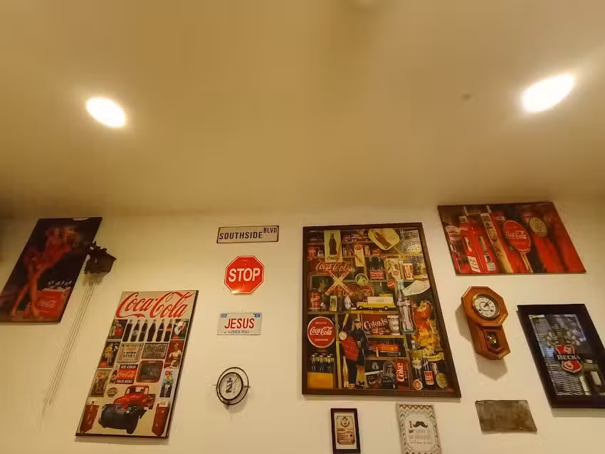 Peluqueria y Barberia Jireh