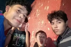 Peluqueria y Barberia Laalo Chavez