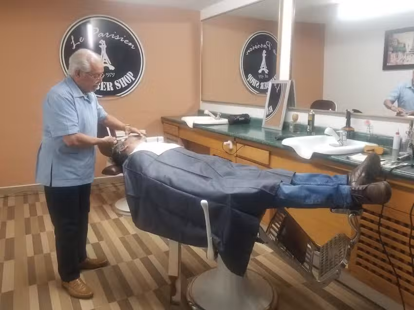 Peluquer&iacute;a y Barber&iacute;a Le Parisien