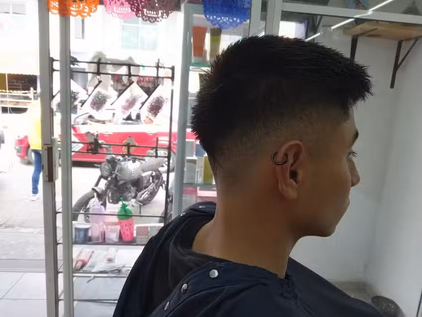 Peluqueria y Barberia Periquin