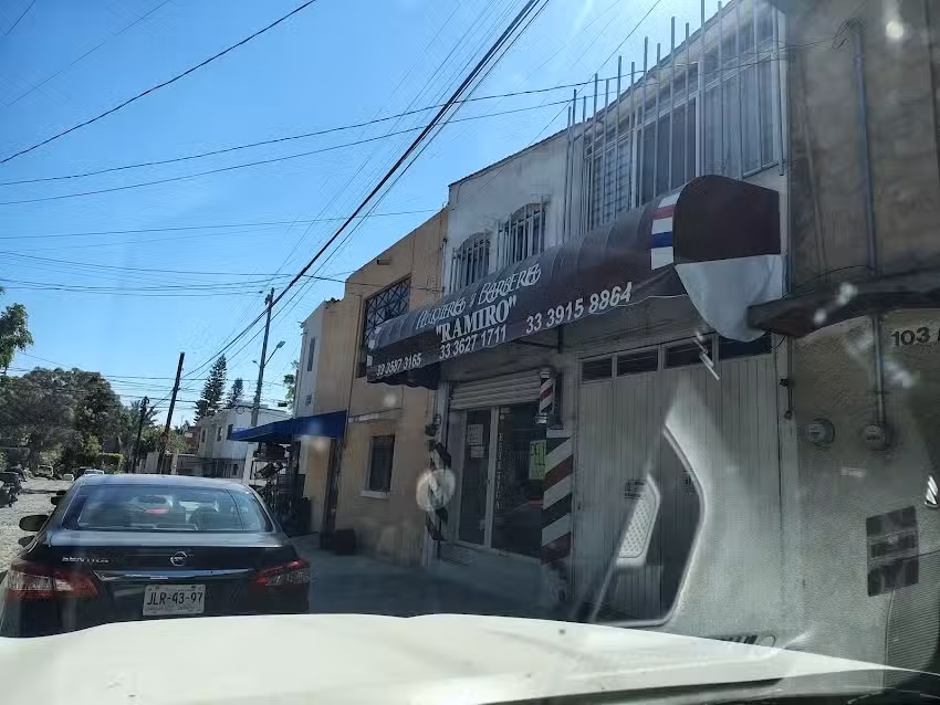 Peluquer&iacute;a y Barber&iacute;a Ramiro