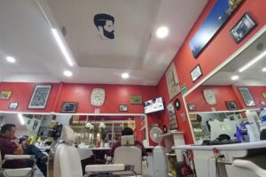 Peluquer&iacute;a y Barber&iacute;a Retro DM