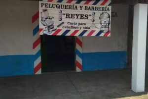 Peluquer&iacute;a y barberia Reyes