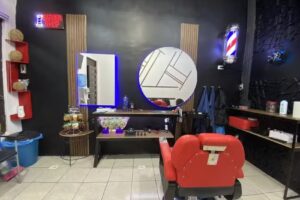 Peluquer&iacute;a y Barber&iacute;a SA&rsquo;HA