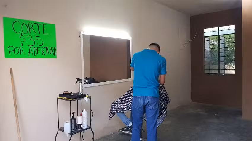 Peluquer&iacute;a y Barber&iacute;a Sat&eacute;lite