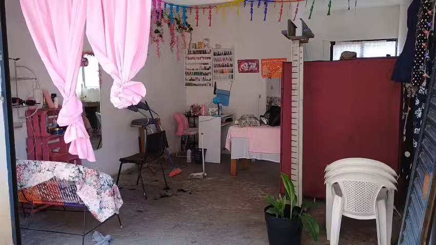 Peluqueria &ldquo;Yeyŭs&rdquo;