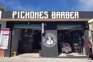 Pichones barber shop