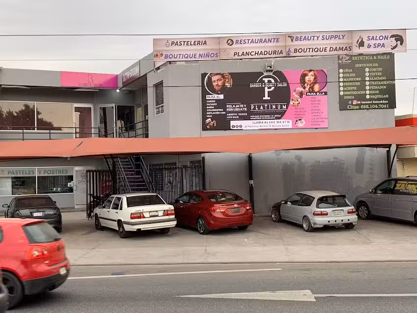 Platinum Barber & Beauty Salon