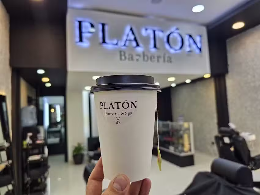 Platon Barberia & Spa