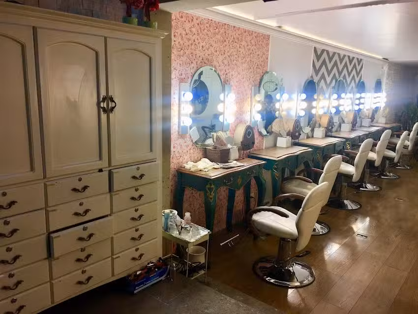 Ponte Guapa Hair and Makeup Lab &ndash; Centrito Valle