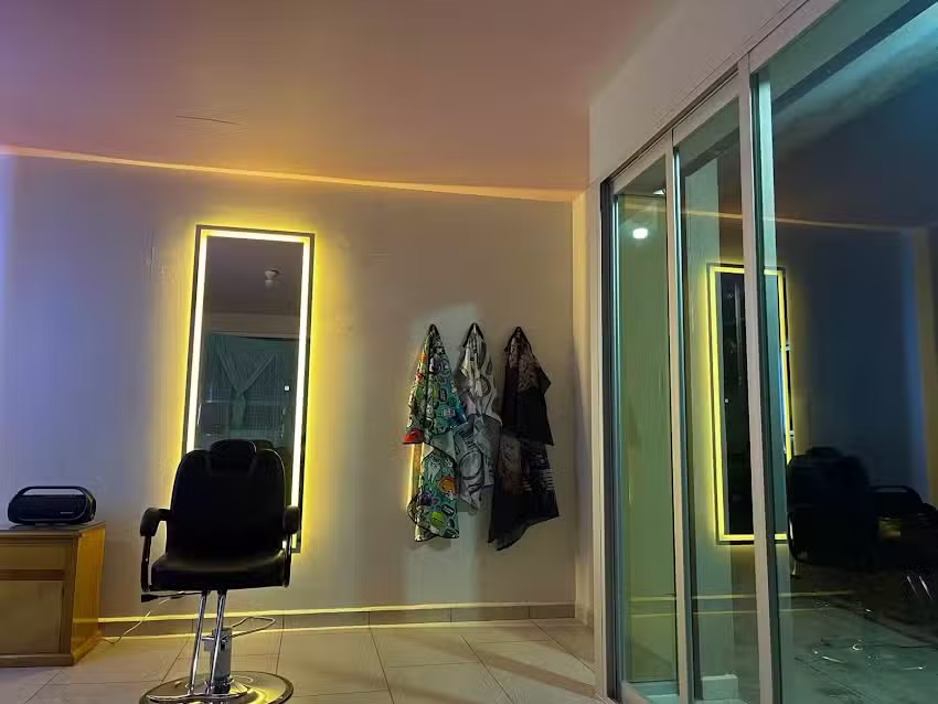 Ram&iacute;rez barber&rsquo;s