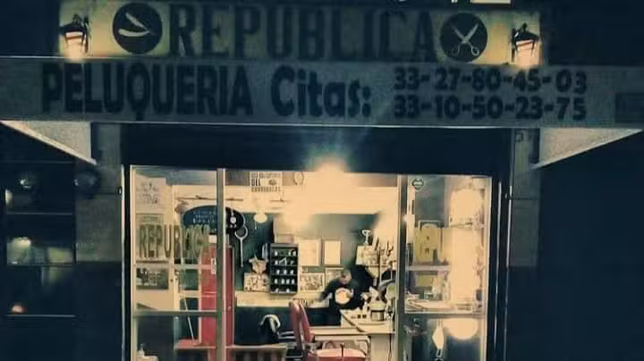 REPUBLICA BARBERIA &ndash; PELUQUER&Iacute;A