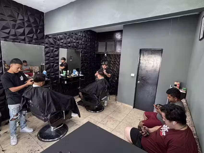 Rhinos barbershop