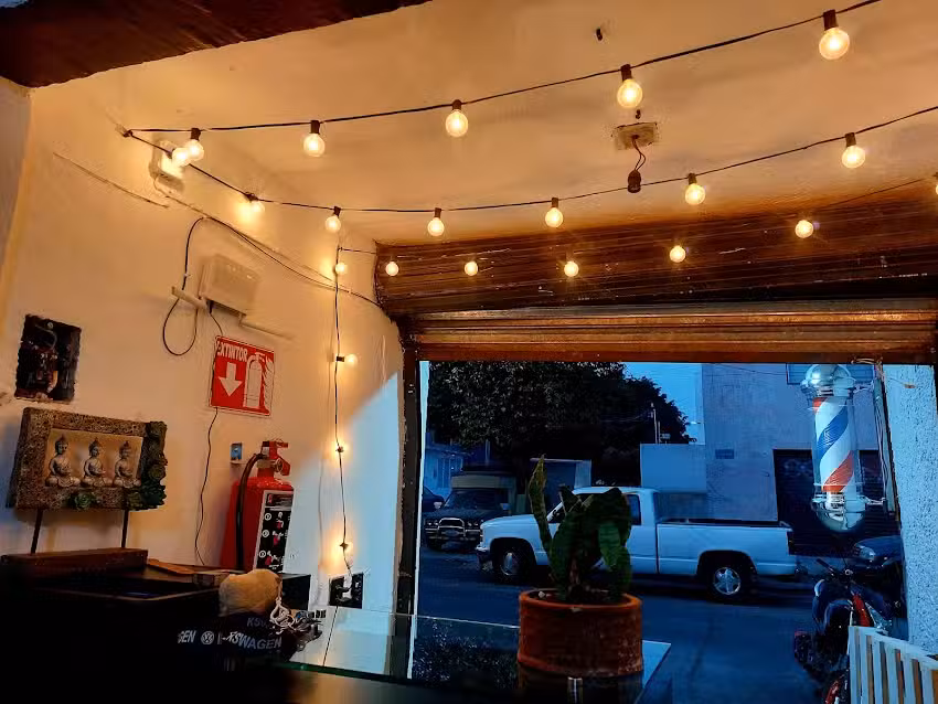 Richard&rsquo;s barber