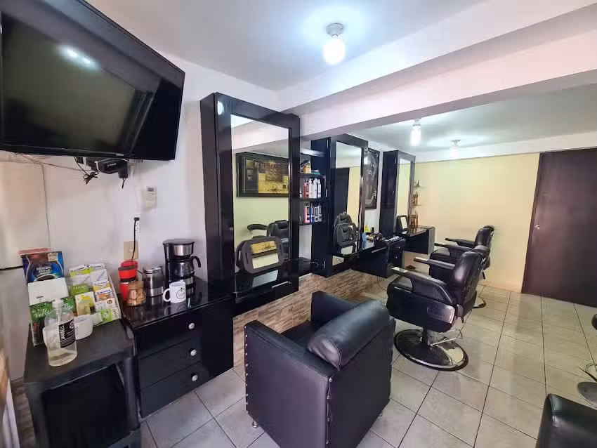 Rodrigo peluquer&iacute;a y est&eacute;tica