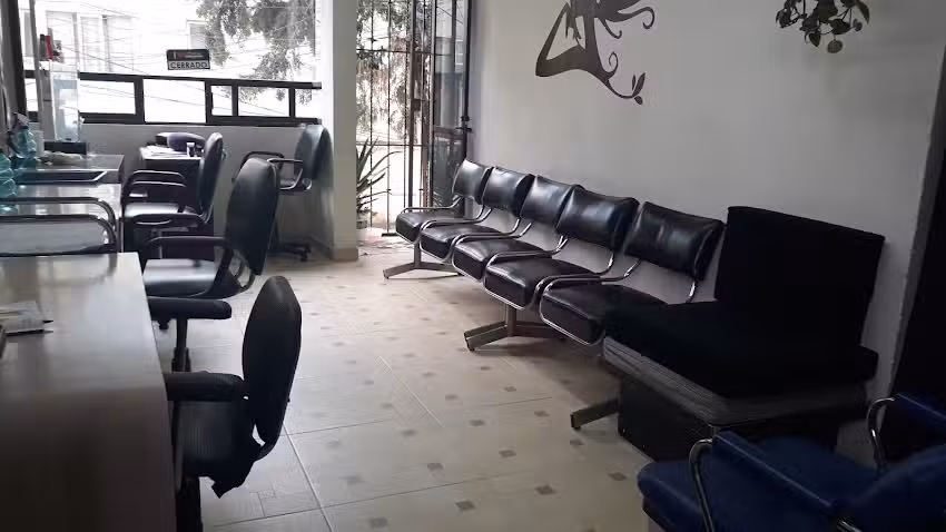 Sal&oacute;n & Barber &ldquo;Mary&acute;s&rdquo;