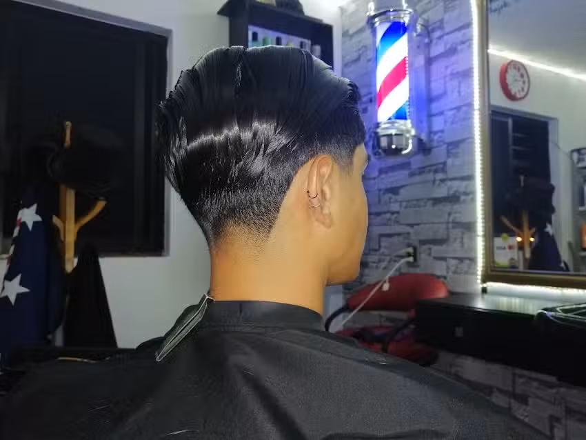 Sal&oacute;n & Barber&iacute;a Rodrigo