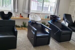 Sal&oacute;n de Belleza La Pesta&ntilde;er&iacute;a Mid